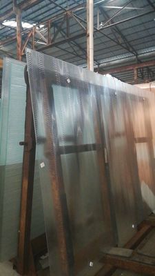 panneaux en verre standard de table biseautés de 2000x900mm