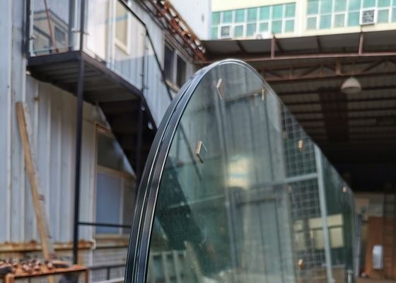La fenêtre 12mm sans couleur de balcon chauffent le verre feuilleté renforcé