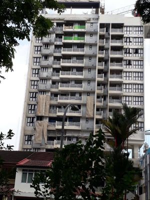 La fenêtre 12mm sans couleur de balcon chauffent le verre feuilleté renforcé