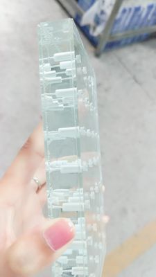 La commande numérique par ordinateur Scratchproof a traité les panneaux en verre standard de 2440x5000mm