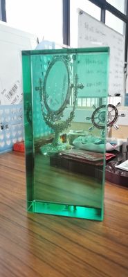 L'immeuble de bureaux SGCC 19mm voient par le bloc en verre