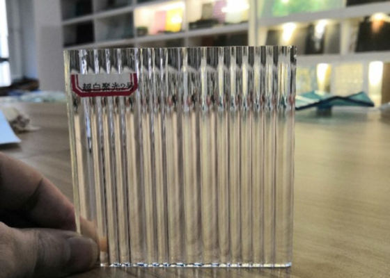 La Division stratifiée 80x80 a tissé le verre de clôture de douche