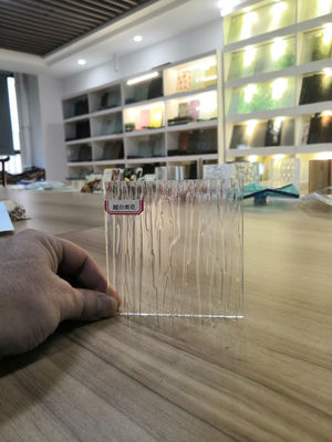 Modelé a durci le verre clair de portes de douche de 12mm