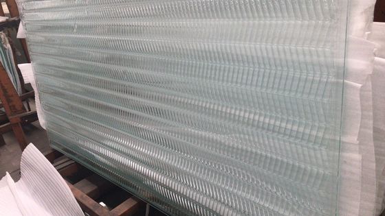 Le bas four à séparation d'émissivité a fondu les feuilles en verre faites sur commande de 10mm